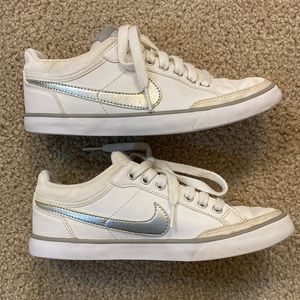 Nike Kids Shoes White and Silver